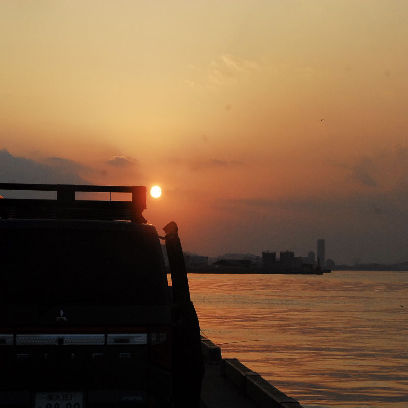 天神の夕日