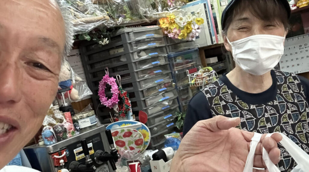 コンビニで声かけ